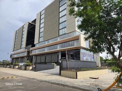 Bare Shell Office Space – photo 5