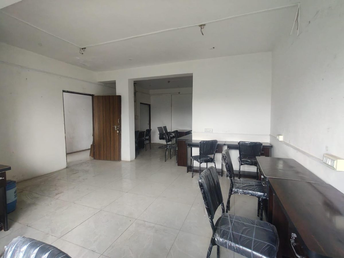 Ready to move Office Space for Lease – photo 1